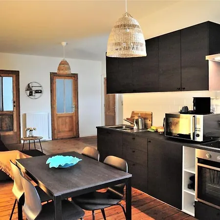 Tropical Dive, 2bdr Apartment Antwerp